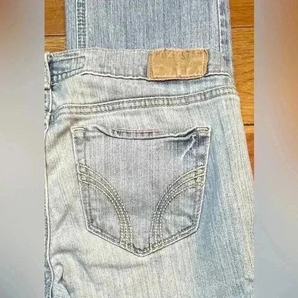 Hollister Jeans | Laguna Skinny | Junior’s 3R - Picture 4 of 4